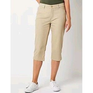 NWT Women's St. John's Bay Secretly Slender Midrise Capri Pants Size 2 Biscotti